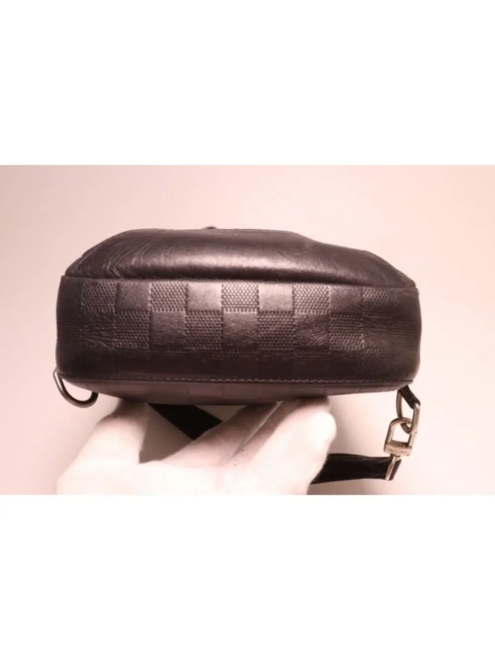 Louis Vuitton Damier Infini Avenue Sling Bag